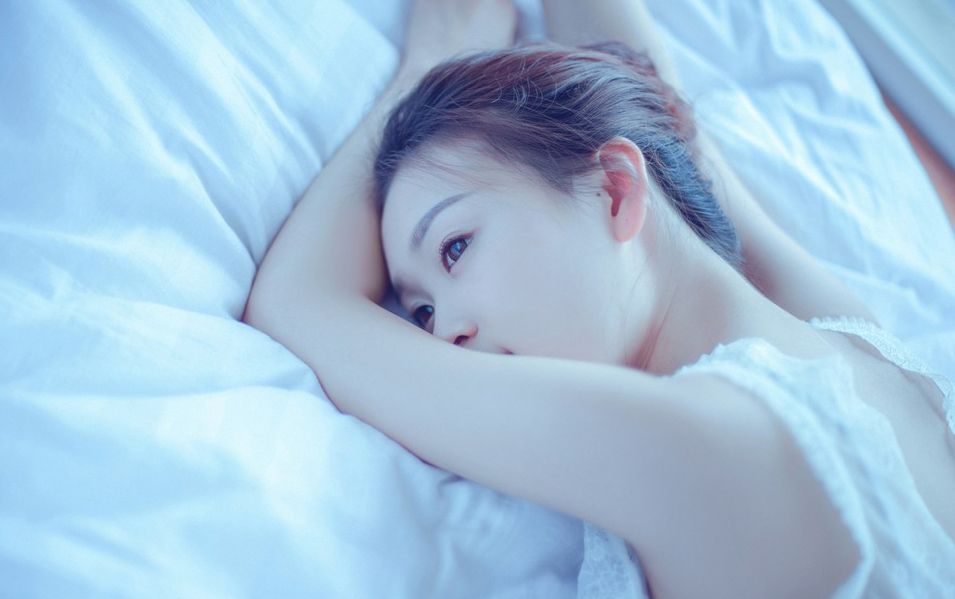 大学校园清纯美女