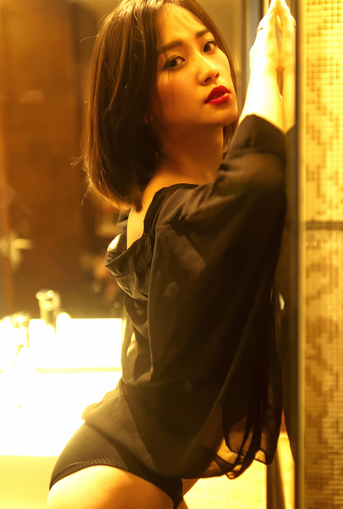 美女浴室湿身写真