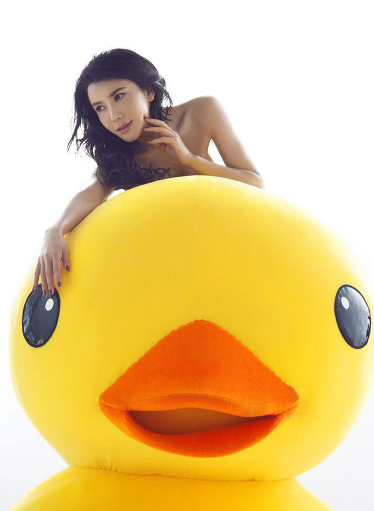 g奶女神龚玥菲图片