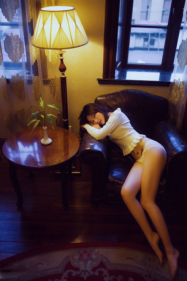 亚洲美女写真高清大胆诱惑图片 中国美女模特大胆写真