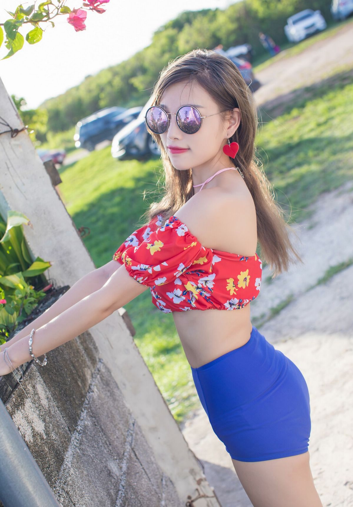 性感大胸美女杨晨高清写真 漂亮大胸美妞迷人图片