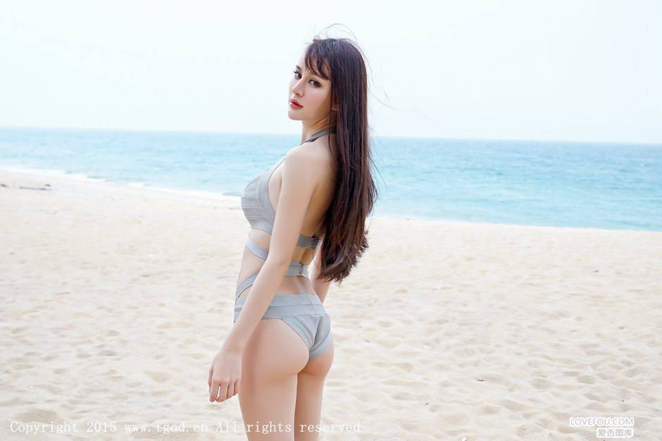 性感女郎cici海边沙滩妩媚撩人私房写真