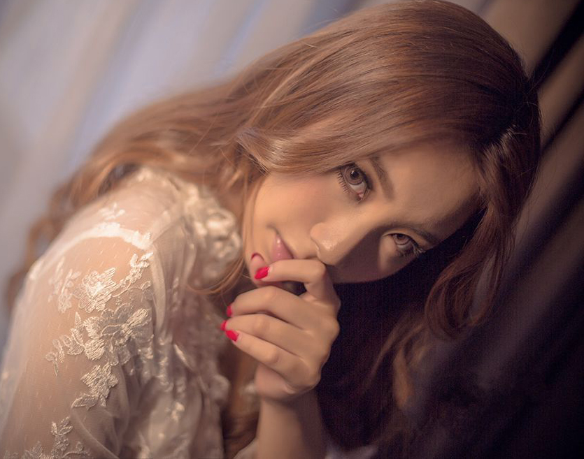 蕾丝内衣秀全透明图