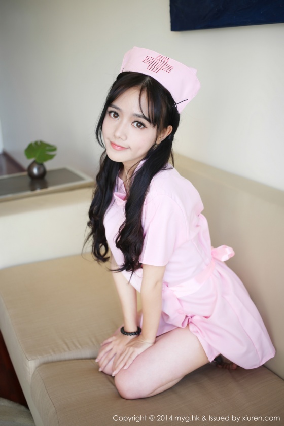 护士姐姐的乳房图片