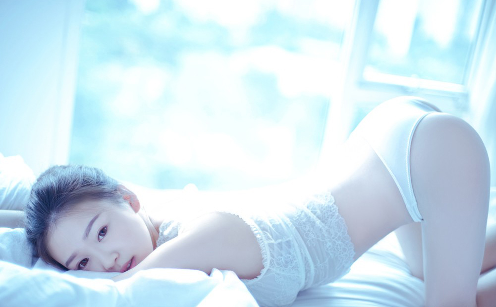 大学校园清纯美女